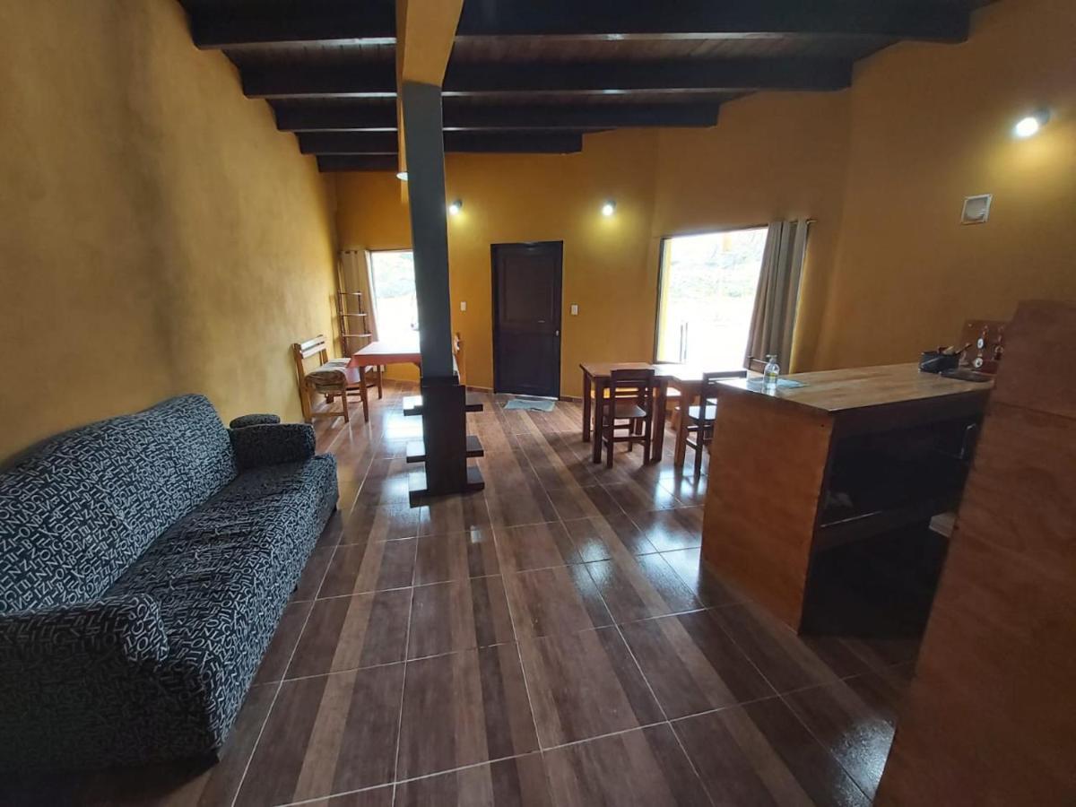 Hostel El Salto Ель-Чальтен Екстер'єр фото
