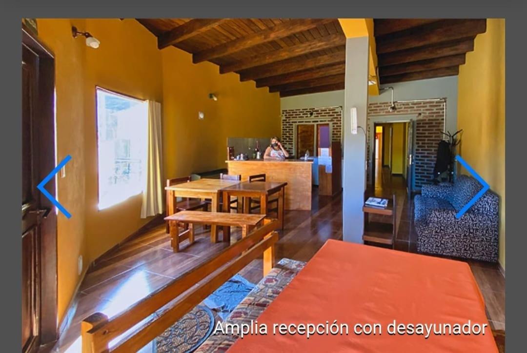 Hostel El Salto Ель-Чальтен Екстер'єр фото